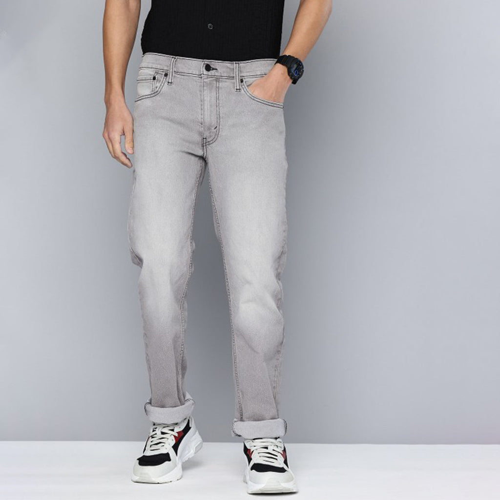 Comfortable Fit Men’s Jeans Light Wash Daily Use